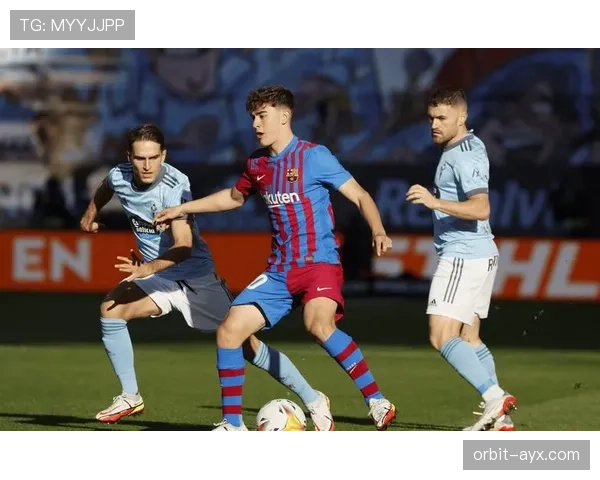 瓦伦西亚新赛季战术革新：全队谋变蓄势待发