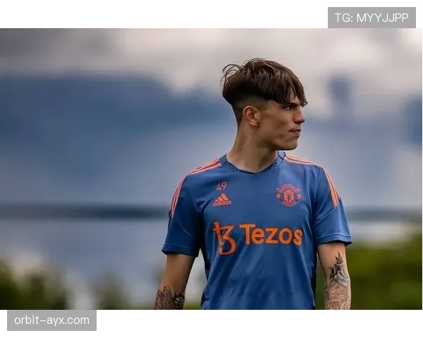 滕哈赫激发全队斗志，新战术助球队强势回暖表现抢眼