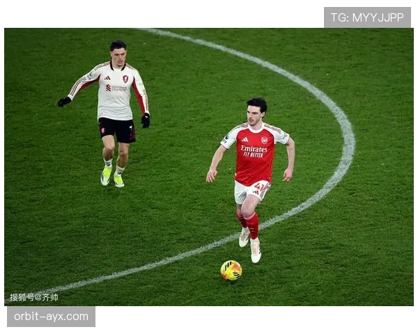 阿森纳力克曼城,争冠形势再起波澜,球队状态强势回暖 阿森纳力克曼城,争冠形势再起波澜,球队状态强势回暖