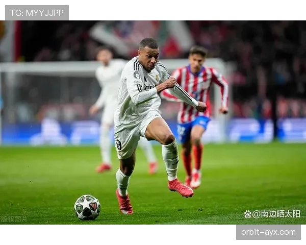 巅峰对决再上演：皇马拜仁欧冠狭路相逢，谁能笑到最后？