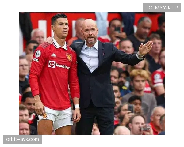 滕哈赫率队状态回暖，战术调整成德甲焦点