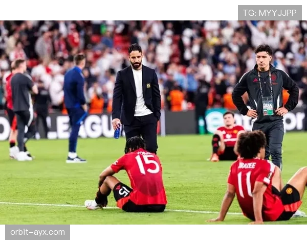 曼联一场胜利解决不了问题,球队真实水平面临持续考验 曼联一场胜利解决不了问题,球队真实水平面临持续考验